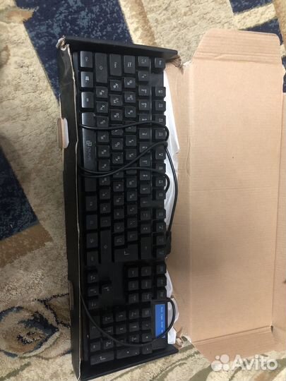 Клавиатура с подсветкой игровая