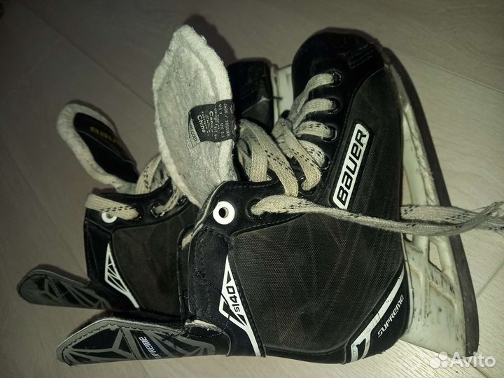 Хоккейные коньки bauer
