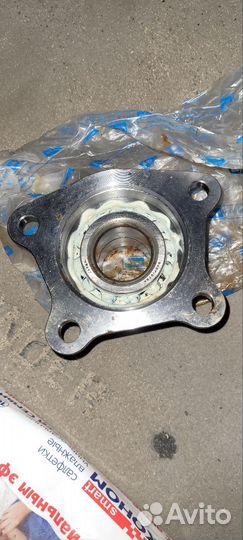 Комплект ступиц 2ед Toyota dacf1072B-1 (dacf1072A)