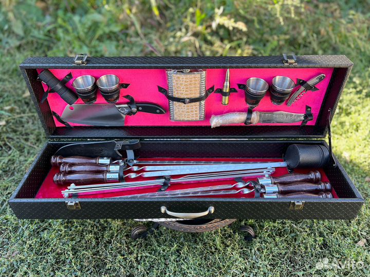 Шашлычный набор № 7 / красный велюр