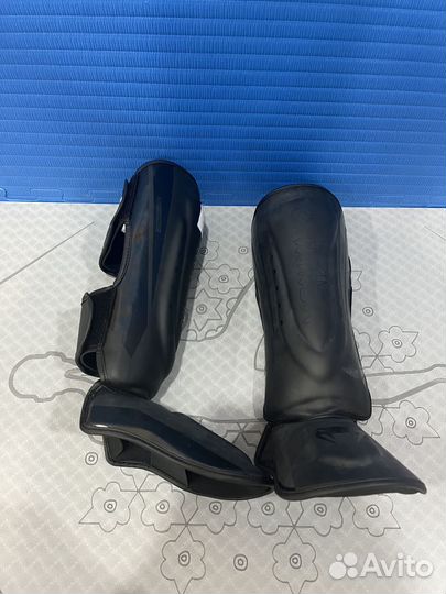 Защита голени и стопы Venum