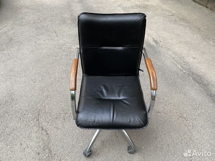 Офисное кресло Samba