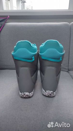 Комплект (сноуборд, крепление, ботинки, шлем,очки)