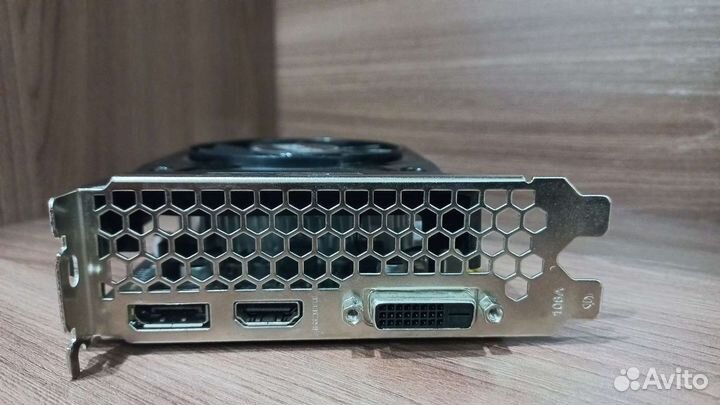 Видеокарта GTX 1050 ti