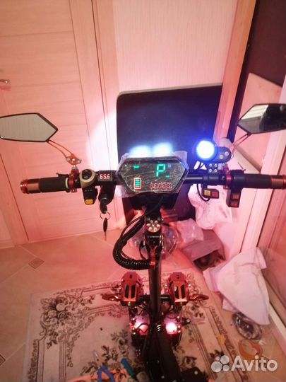 Электросамокат для взрослых с сиденьем