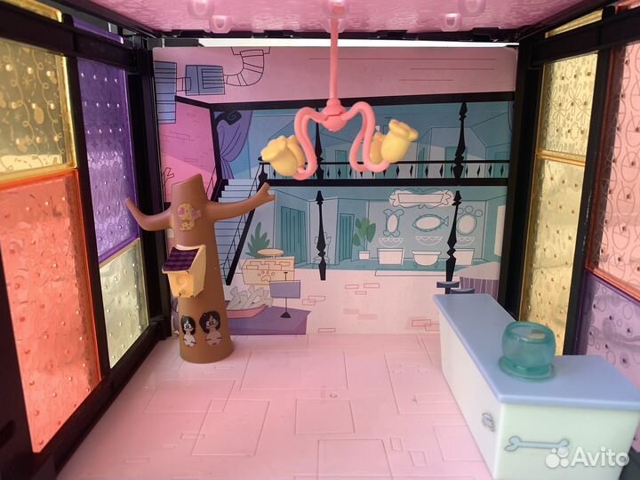 Littlest pet shop