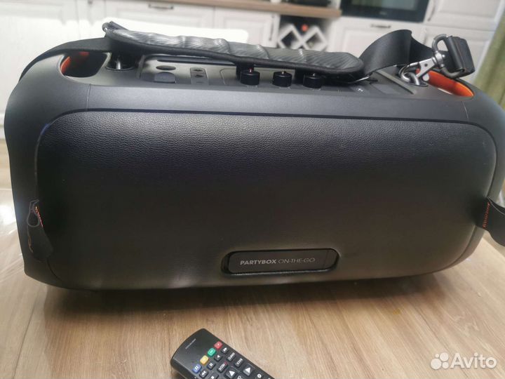 JBL PartyBox On The Go