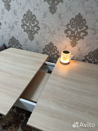 Кухонный стол