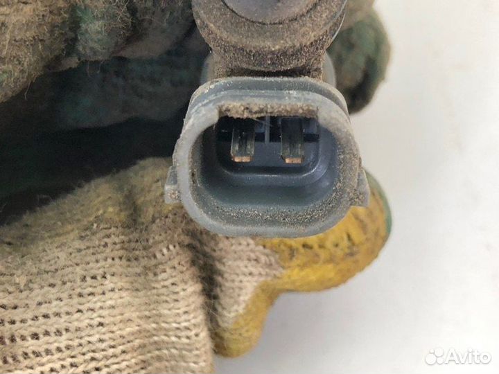 Форсунка топливная Mazda 323 универсал 2002