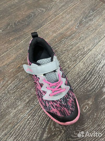 Кроссовки asics
