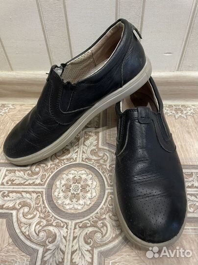 Полуботинки натуральная кожа р. 35 Котофей