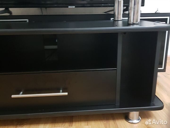 Подставка под телевизор б/у