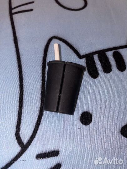 Протектор кабеля на телефон