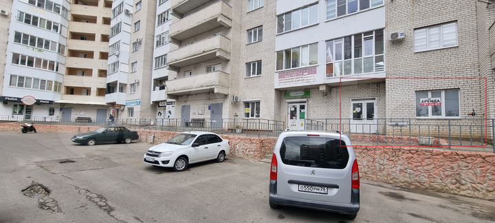 Торговая площадь 1 этаж, 150 м²