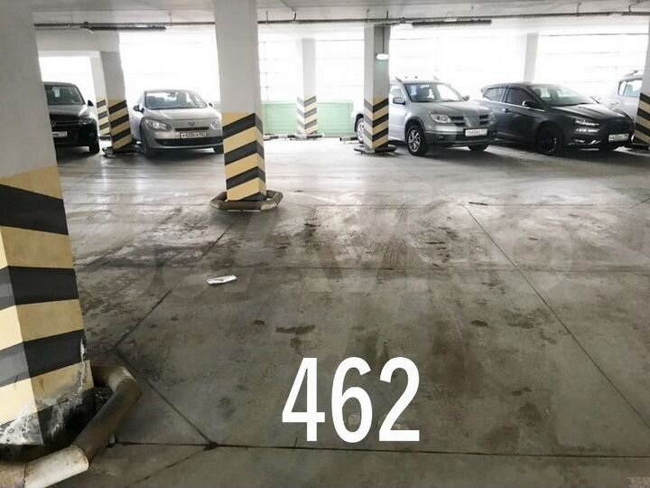 Машиноместо, 12 м²
