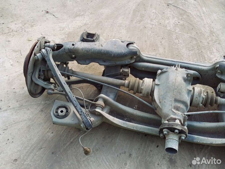 Подрамник задний в сборе Mercedes w220