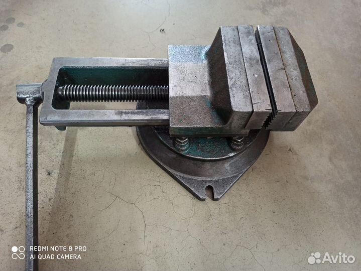 Станок вертикально-сверлильный 2С132