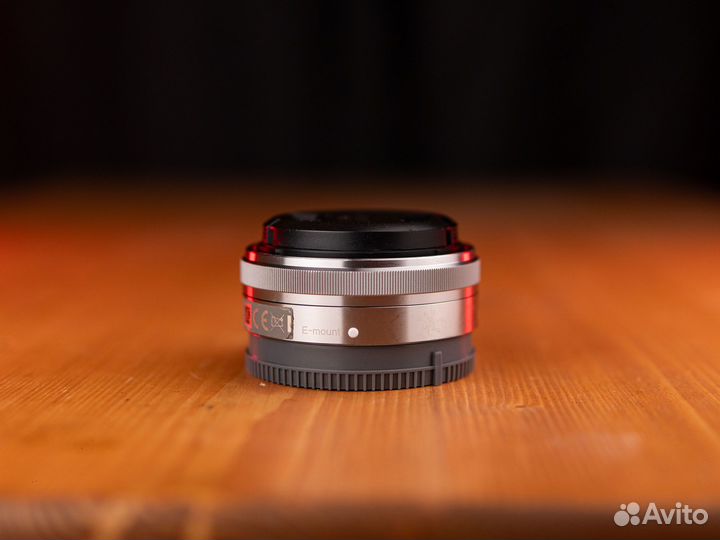 Sony 16mm f/2.8 (Sony E mount)