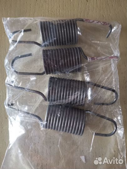 Пружина бака 263372. Bosch, Siemens