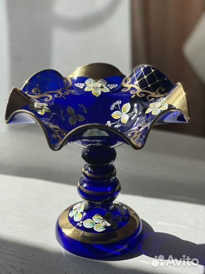 Ваза конфетница на ножке Bohemia