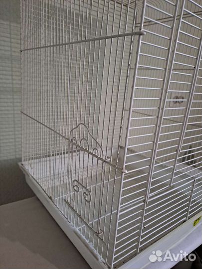 Большая клетка для птиц