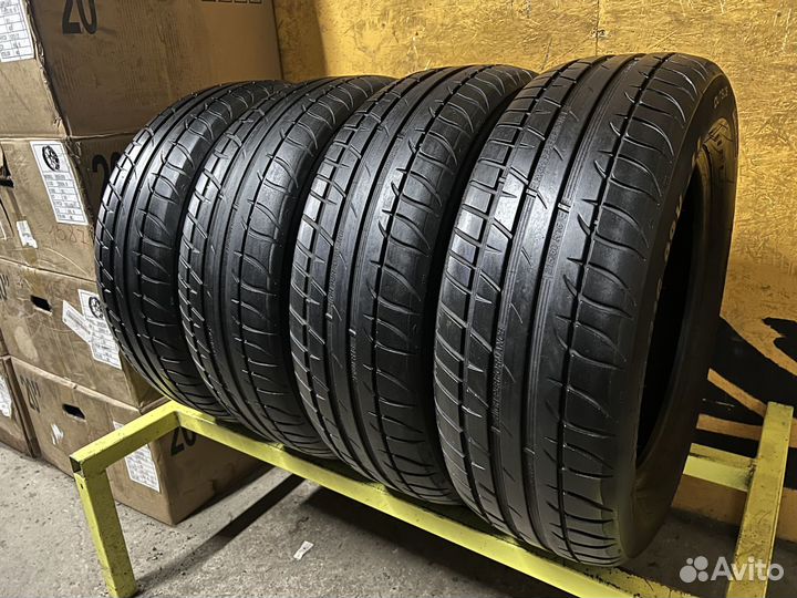 Tigar High Performance 215/60 R16