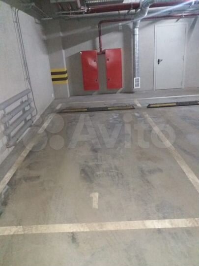 Машиноместо, 15 м²