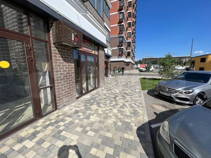 Торговая площадь, 48 м²