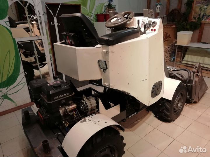 Мини-трактор Kubota KL21, 2022