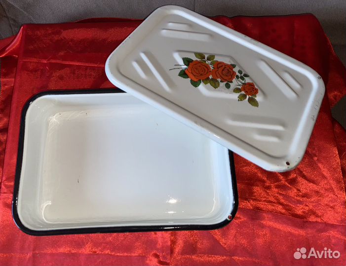 Эмалированный лоток СССР