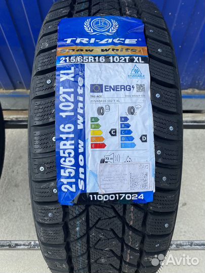 Tri Ace Snow White 215/65 R16