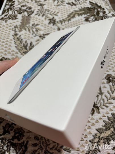 Планшет apple iPad mini 16gb