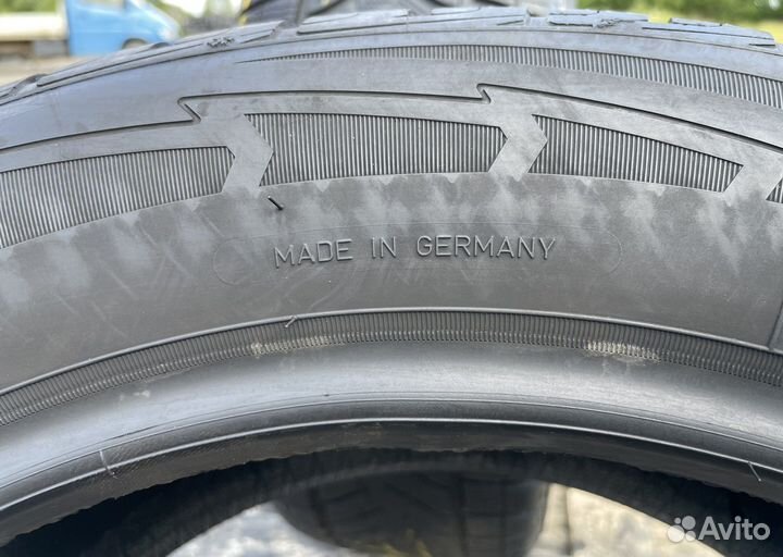 Goodyear UltraGrip Performance SUV Gen-1 235/55 R18