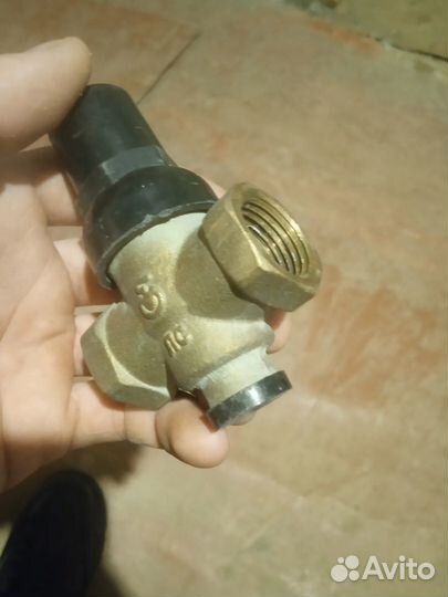 Сантехник. Разводка хвс, гвс