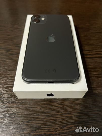 iPhone 11, 64 ГБ