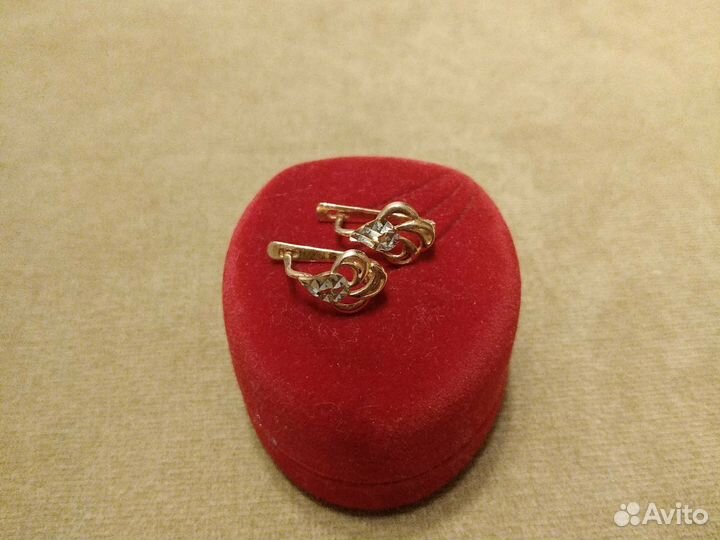 Золотые серьги, кольцо