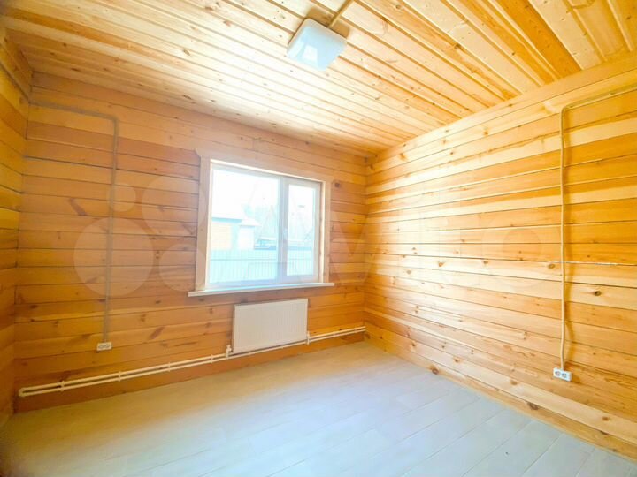 Дом 90 м² на участке 7,5 сот.