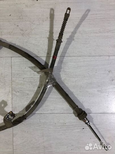 Трос ручника правый KIA RIO 3 1.4 мт седан