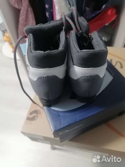 Лыжные ботинки классические