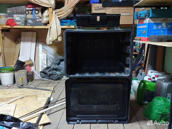 Инструментальный ящик на грузовик