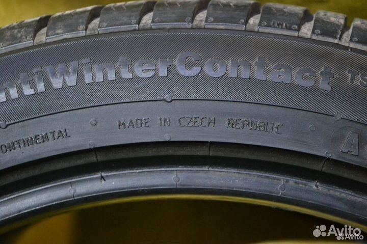 Continental ContiWinterContact TS 830 P 235/45 R19