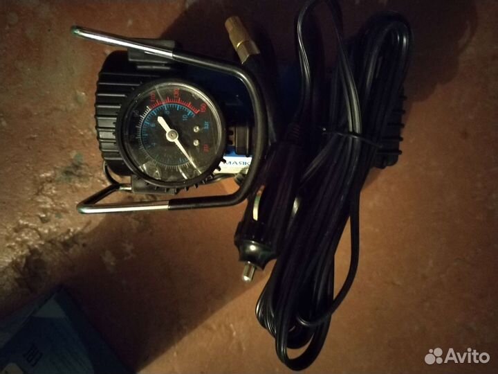 Компрессор автомобильный