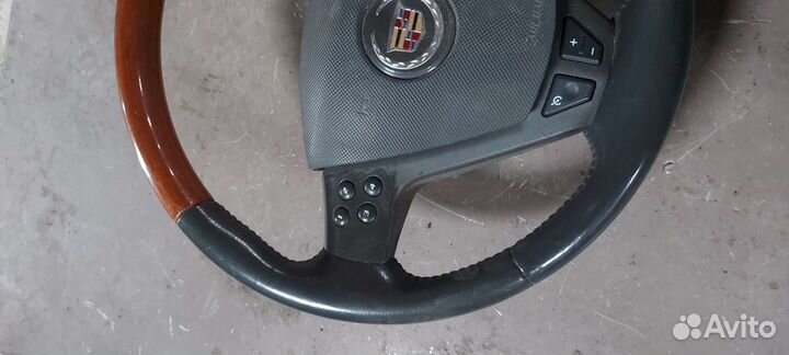 Руль на Cadillac CTS