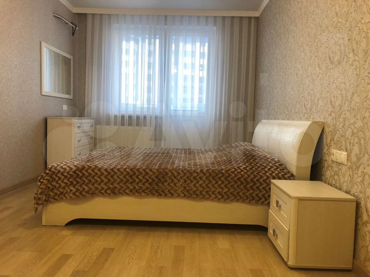 2-к. квартира, 64 м², 4/12 эт.