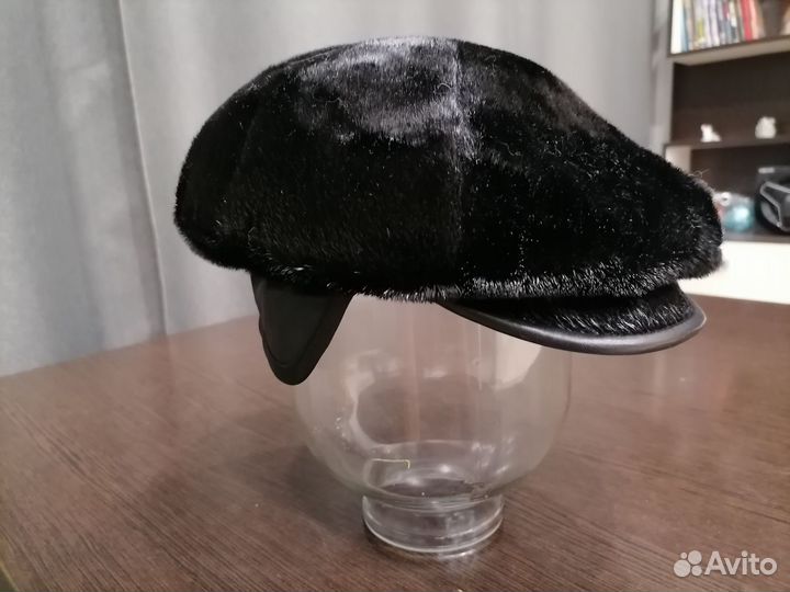 Меховая мужская кепка из меха нерпы размер 56