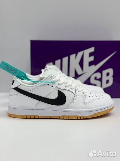 Кроссовки Nike dunk белые 2