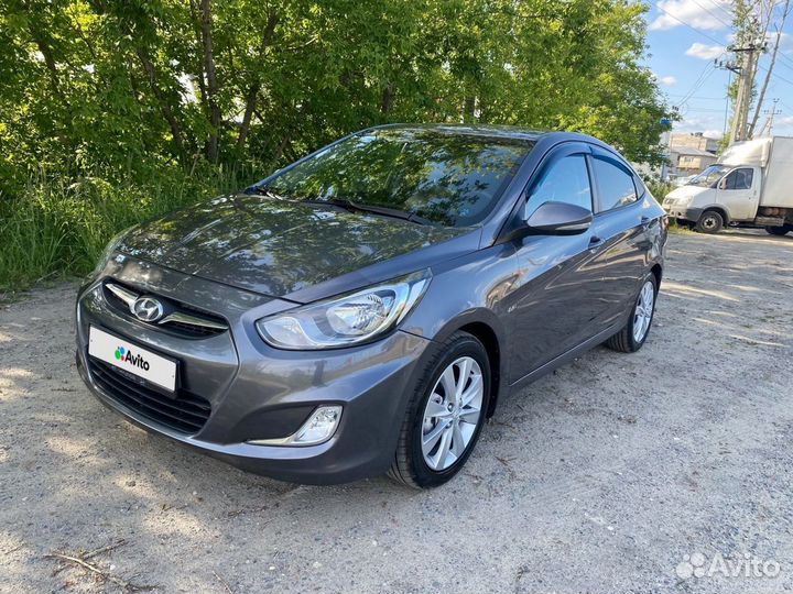 Hyundai Solaris 1.6 AT, 2011, 150 350 км