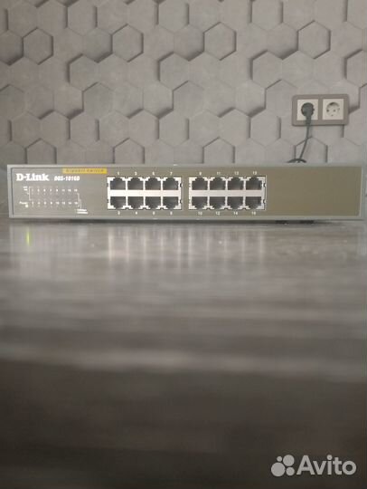 Гигабитный коммутатор Dlink DGS-1016D
