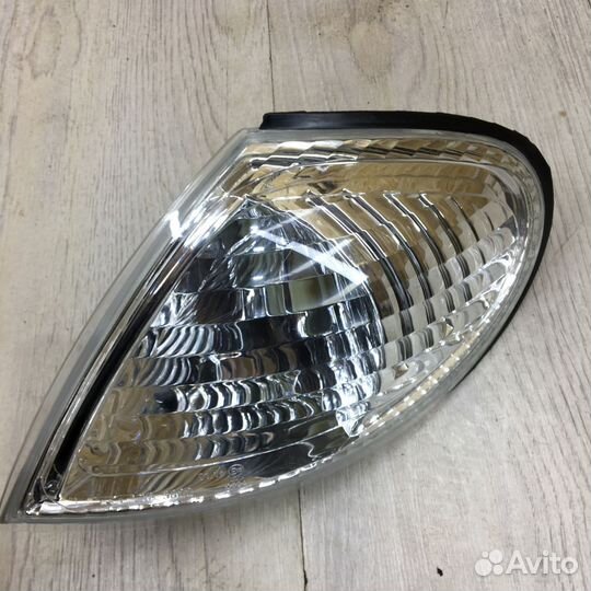 Повторитель поворотника в Крыло в Зеркало Nissan a