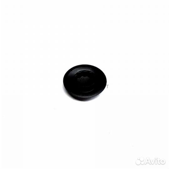 Volvo 8678607 Крышка